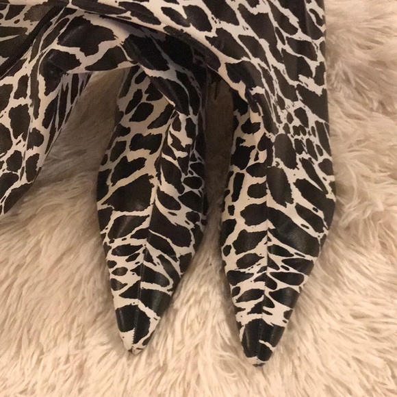 Colin Stuart Zebra boots - Picture 7 of 7